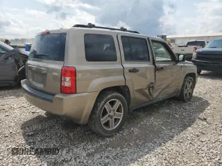 2007 Jeep Patriot Sport z VIN 1J8FF28W07D297912, wystawiony jako Copart lot #57045335 z przebiegiem 286 621 mil mil oraz Szkoda całkowita • Salvage title. Historia ofert i sprzedaży dostępna na DreamBid. Obrazek 3.