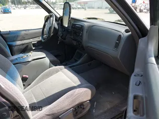 2001 Mercury Mountaineer with VIN 4M2ZU86P21UJ09305, listed as a IAAI auction lot 42527810 with 181,147 mi miles and . Bid and sale history available at DreamBid. Image 5.