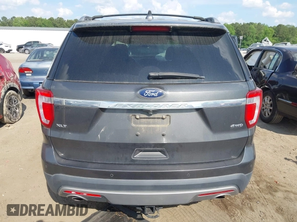 2017 Ford Explorer XLT z VIN 1FM5K8D89HGC44162, wystawiony jako IAAI lot #42158660 z przebiegiem 121 078 mil mil oraz . Historia ofert i sprzedaży dostępna na DreamBid. Obrazek 16.