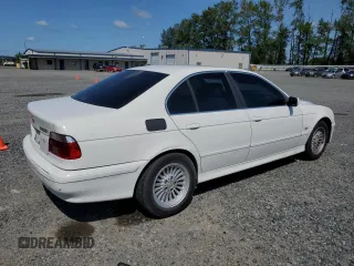 2003 BMW 5 Series 525i z VIN WBADT43403G024385, wystawiony jako Copart lot #59504995 z przebiegiem 90 211 mil mil oraz Czysty tytuł • Clean title. Historia ofert i sprzedaży dostępna na DreamBid. Obrazek 3.