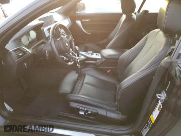 2020 BMW M2 z VIN WBA2N3C01L7E04508, wystawiony jako Copart lot #74264424 z przebiegiem 45 650 mil mil oraz Nie do naprawy • Non repairable. Historia ofert i sprzedaży dostępna na DreamBid. Obrazek 7.