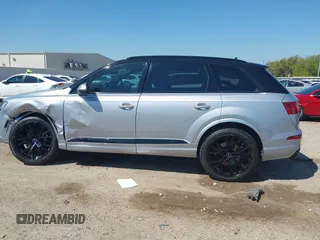 2019 Audi Q7 Prestige with VIN WA1VAAF73KD015756, listed as a IAAI auction lot 41868717 with 49,227 mi miles. Bid and sale history available at carsss.com. Image 14.