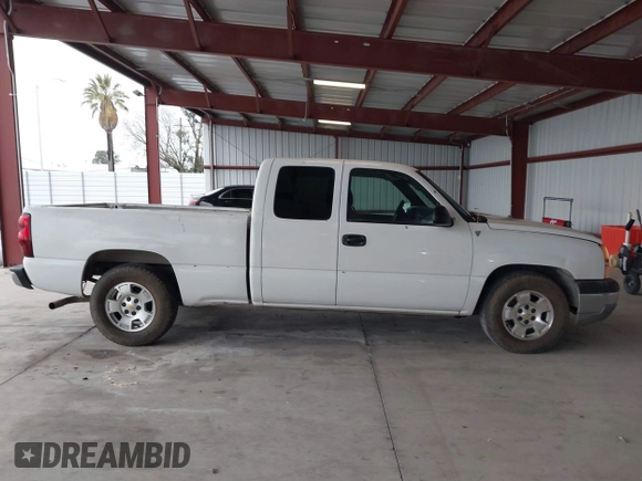 2005 Chevrolet Silverado 1500 LS with VIN 2GCEC19T051227099, listed as a IAAI auction lot 41489414 with 187,224 mi miles and . Bid and sale history available at DreamBid. Image 13.