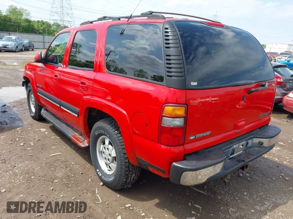 2001 Chevrolet Tahoe LS with VIN 1GNEK13T81R209096, listed as a IAAI auction lot 42108027 with 204,730 mi miles. Bid and sale history available at carsss.com. Image 3.
