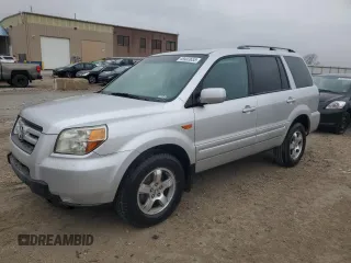 2008 Honda Pilot SE z VIN 5FNYF28378B005821, wystawiony jako Copart lot #49453655 z przebiegiem 200 804 mil mil oraz Szkoda całkowita • Salvage title. Historia ofert i sprzedaży dostępna na DreamBid. Obrazek 1.