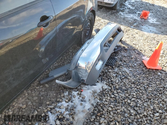 2004 GMC Yukon XL SLT with VIN 1GKEC16T24J120519, listed as a Copart auction lot 84963154 with 185,599 mi miles and Salvage Title. Bid and sale history available at carsss.com. Image 13.