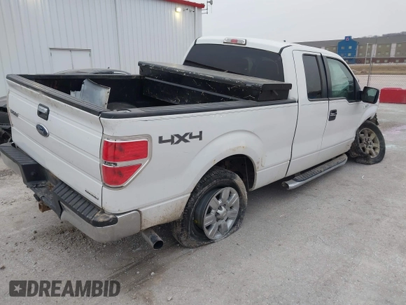 2012 Ford F-150 XL with VIN 1FTFX1EF2CFC77744, listed as a IAAI auction lot 41565431 with 200,701 mi miles. Bid and sale history available at carsss.com. Image 4.
