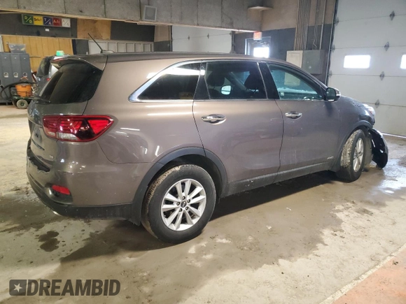 2019 Kia Sorento LX with VIN 5XYPGDA39KG554855, listed as a Copart auction lot 45777385 with 119,998 mi miles and Salvage Title. Bid and sale history available at carsss.com. Image 3.
