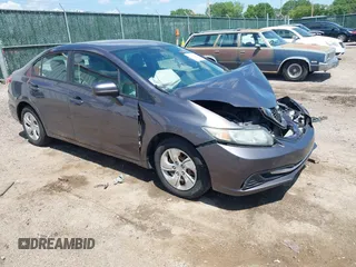 2015 Honda Civic LX z VIN 19XFB2F5XFE097890, wystawiony jako IAAI lot #42208857 z przebiegiem 93 964 mil mil oraz . Historia ofert i sprzedaży dostępna na DreamBid. Obrazek 1.