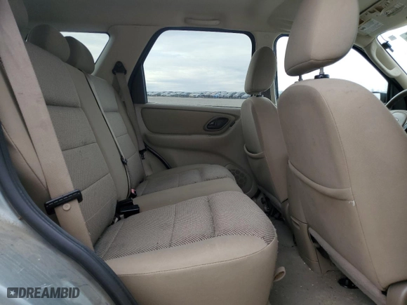 2005 Ford Escape XLT with VIN 1FMYU03125KA50658, listed as a Copart auction lot 51010405 with 194,285 mi miles and Salvage Title. Bid and sale history available at carsss.com. Image 11.