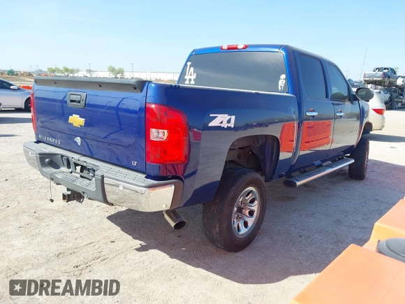 2013 Chevrolet Silverado 1500 LT with VIN 3GCPKSE74DG373909, listed as a IAAI auction lot 41844261 with 108,991 mi miles. Bid and sale history available at carsss.com. Image 4.