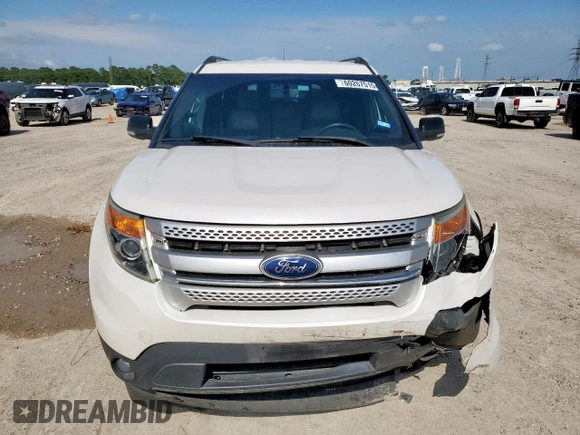 2014 Ford Explorer XLT с VIN 1FM5K7D88EGA59140, выставлен на аукционе Copart как лот 60267515 с пробегом 144 289 миль миль и Списание • Salvage title. История ставок и продаж доступна на DreamBid. Изображение 5.