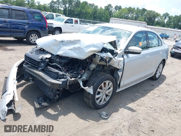 2013 Volkswagen Jetta SE с VIN 3VWDX7AJ1DM215013, выставлен на аукционе IAAI как лот 42774806 с пробегом Не указан миль и . История ставок и продаж доступна на DreamBid. Изображение 2.