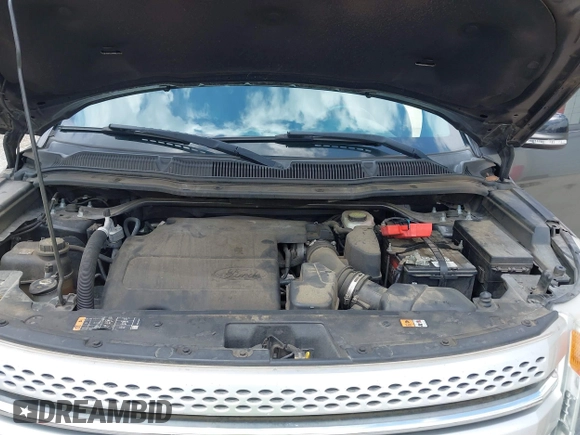 2015 Ford Explorer XLT with VIN 1FM5K7D87FGC58147, listed as a IAAI auction lot 42266992 with 164,195 mi miles and . Bid and sale history available at DreamBid. Image 10.