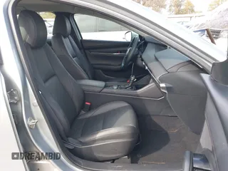 2019 Mazda 3 w/Select with VIN 3MZBPAALXKM110263, listed as a IAAI auction lot 40956795 with 35,000 mi miles. Bid and sale history available at carsss.com. Image 5.