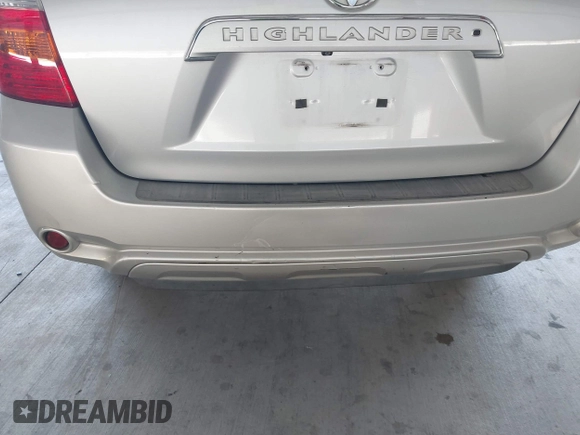 2010 Toyota Highlander Limited with VIN 5TDYK3EH5AS004136, listed as a IAAI auction lot 42520903 with 174,822 mi miles and . Bid and sale history available at DreamBid. Image 20.