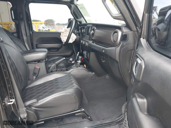 2018 Jeep Wrangler Unlimited Sport S with VIN 1C4HJXDG2JW228483, listed as a IAAI auction lot 41710364 with 56,970 mi miles. Bid and sale history available at carsss.com. Image 5.