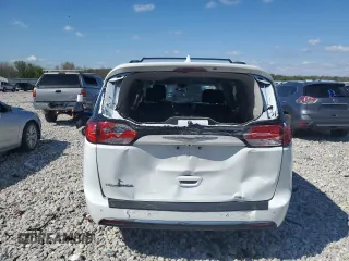 2017 Chrysler Pacifica Touring L z VIN 2C4RC1BG2HR846727, wystawiony jako Copart lot #55104615 z przebiegiem 152 855 mil mil oraz Czysty tytuł • Clean title. Historia ofert i sprzedaży dostępna na DreamBid. Obrazek 6.