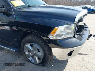 2014 Ram 1500 Big Horn z VIN 1C6RR7LT4ES420486, wystawiony jako IAAI lot #41792591 z przebiegiem 163 971 mil mil oraz . Historia ofert i sprzedaży dostępna na DreamBid. Obrazek 17.
