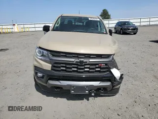 2022 Chevrolet Colorado 4WD Z71 with VIN 1GCGTDENXN1333289, listed as a Copart auction lot 59549725 with 19,583 mi miles and Salvage title. Bid and sale history available at DreamBid. Image 5.