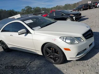 2013 Mercedes-Benz E-Class E 350 with VIN WDDKJ8JB3DF214221, listed as a IAAI auction lot 41812003 with 150,572 mi miles. Bid and sale history available at carsss.com. Image 13.