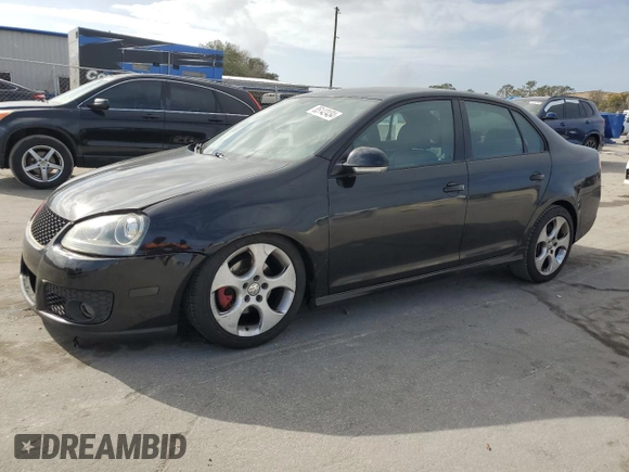 2008 Volkswagen Jetta GLI z VIN 3VWBJ71K38M045356, wystawiony jako Copart lot #85142434 z przebiegiem 251 693 mil mil oraz Czysty tytuł • Clean title. Historia ofert i sprzedaży dostępna na DreamBid. Obrazek 1.
