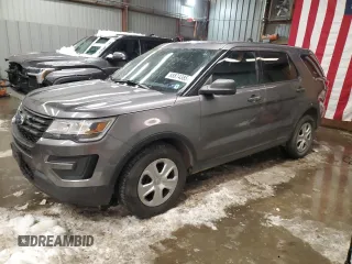 2018 Ford Police Interceptor Utility z VIN 1FM5K8AR4JGA46110, wystawiony jako Copart lot #88874385 z przebiegiem 102 658 mil mil oraz Szkody całkowita. Historia ofert i sprzedaży dostępna na DreamBid. Obrazek 1.