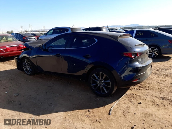 2019 Mazda Mazda3 Hatchback with VIN JM1BPBJM2K1125001, listed as a Copart auction lot 38171733 with 0 mi miles. Bid and sale history available at carsss.com. Image 2.