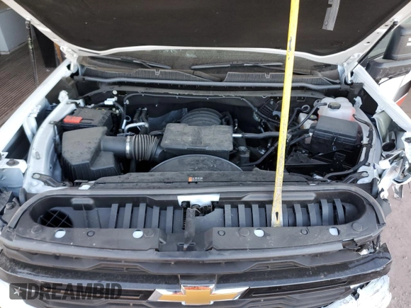 2024 Chevrolet Silverado 1500 with VIN 1GB0WLE79RF357732, listed as a Copart auction lot 89190405 with 1,511 mi miles and Salvage Title. Bid and sale history available at DreamBid. Image 11.
