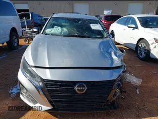 2024 Nissan Altima 2.5 S with VIN 1N4BL4BV9RN408289, listed as a IAAI auction lot 40937576 with 4,796 mi miles. Bid and sale history available at carsss.com. Image 12.