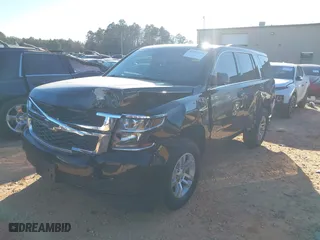 2019 Chevrolet Tahoe LT with VIN 1GNSKBKC2KR365355, listed as a IAAI auction lot 41032993 with 250,419 mi miles. Bid and sale history available at carsss.com. Image 17.