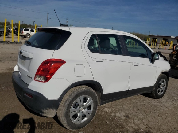 2016 Chevrolet Trax LS z VIN 3GNCJKSB5GL267384, wystawiony jako Copart lot #52670285 z przebiegiem 206 071 mil mil oraz Szkoda całkowita • Salvage title. Historia ofert i sprzedaży dostępna na DreamBid. Obrazek 3.