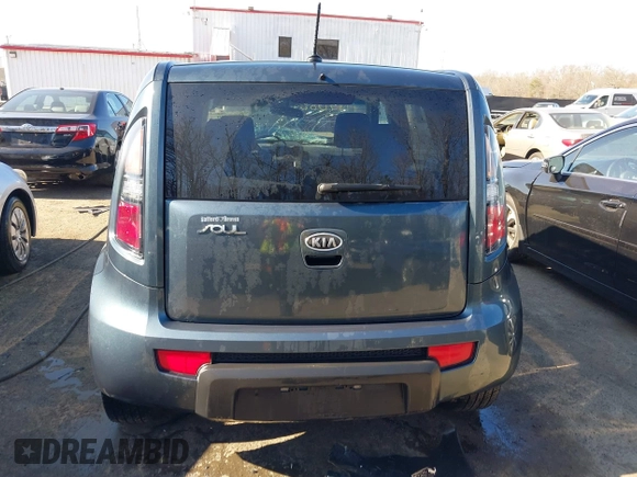 2011 Kia Soul + with VIN KNDJT2A20B7240358, listed as a IAAI auction lot 41890859 with 113,773 mi miles. Bid and sale history available at carsss.com. Image 16.
