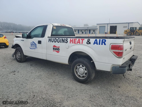2014 Ford F-150 XL with VIN 1FTMF1CM7EKD61547, listed as a Copart auction lot 74311804 with 175,203 mi miles and Salvage Title. Bid and sale history available at carsss.com. Image 2.