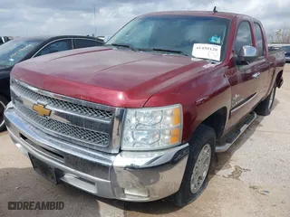 2013 Chevrolet Silverado 1500 LT with VIN 1GCRCSE02DZ385226, listed as a IAAI auction lot 41450120 with 113,163 mi miles. Bid and sale history available at carsss.com. Image 17.