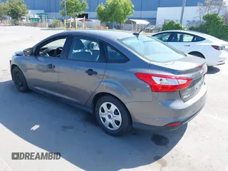 2012 Ford Focus S with VIN 1FAHP3E24CL427376, listed as a IAAI auction lot 42171669 with 92,093 mi miles and . Bid and sale history available at DreamBid. Image 3.