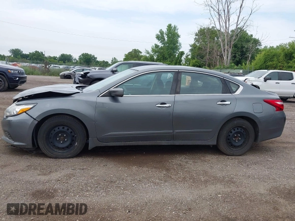 2017 Nissan Altima SR with VIN 1N4AL3AP1HN317914, listed as a IAAI auction lot 42578563 with 187,694 mi miles and . Bid and sale history available at DreamBid. Image 14.