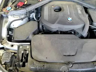 2018 BMW 3 Series 330i xDrive with VIN WBA8Z9C5XJG828289, listed as a Copart auction lot 42535195 with 57,623 mi miles and Salvage title. Bid and sale history available at DreamBid. Image 15.