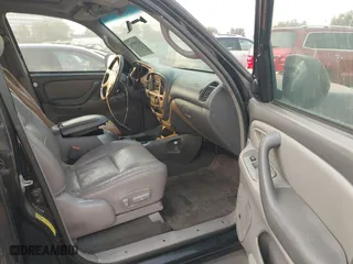 2002 Toyota Sequoia Limited with VIN 5TDZT38A32S065230, listed as a IAAI auction lot 41290794 with 306,444 mi miles. Bid and sale history available at carsss.com. Image 5.