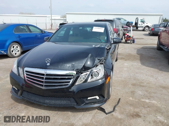 2011 Mercedes-Benz E-Class E 350 Luxury with VIN WDDHF5GB9BA377841, listed as a IAAI auction lot 41940003 with 180,639 mi miles. Bid and sale history available at carsss.com. Image 16.