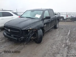 2015 Ram 1500 Express z VIN 1C6RR7KT5FS508403, wystawiony jako IAAI lot #41442816 z przebiegiem 218 136 mil mil oraz . Historia ofert i sprzedaży dostępna na DreamBid. Obrazek 2.