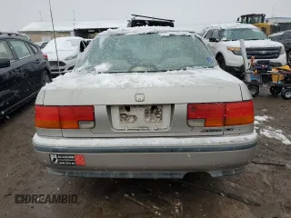 1993 Honda Accord z VIN 1HGCB7658PA174195, wystawiony jako Copart lot #79963544 z przebiegiem 157 911 mil mil oraz Czysty tytuł • Clean title. Historia ofert i sprzedaży dostępna na DreamBid. Obrazek 6.