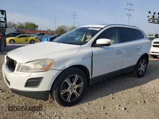 2013 Volvo XC60 T6 with VIN YV4902DZ6D2455857, listed as a Copart auction lot 53898815 with 198,733 mi miles and Salvage Title. Bid and sale history available at carsss.com. Image 1.