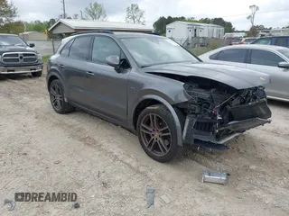 2019 Porsche Cayenne E-Hybrid Hybrid z VIN WP1AE2AY4KDA52022, wystawiony jako IAAI lot #41942882 z przebiegiem 76 292 mil mil oraz . Historia ofert i sprzedaży dostępna na DreamBid. Obrazek 1.