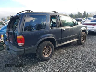 2000 Ford Explorer с VIN 1FMYU70X4YUB00129, выставлен на аукционе IAAI как лот 41261191 с пробегом 192 446 миль миль и . История ставок и продаж доступна на DreamBid. Изображение 4.