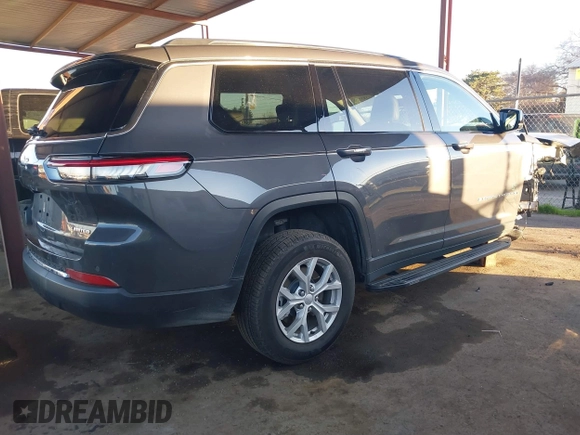 2024 Jeep Grand Cherokee Limited with VIN 1C4RJKBG3R8939135, listed as a IAAI auction lot 41283320 with 15,997 mi miles and . Bid and sale history available at DreamBid. Image 4.