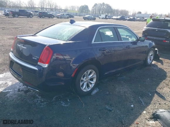 2015 Chrysler 300 Limited with VIN 2C3CCAAGXFH786999, listed as a IAAI auction lot 41802122 with 165,601 mi miles. Bid and sale history available at carsss.com. Image 4.