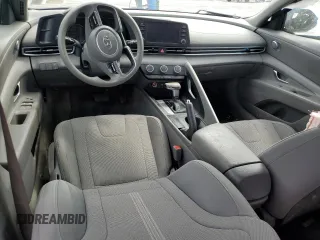2021 Hyundai Elantra SE z VIN 5NPLL4AG3MH033686, wystawiony jako Copart lot #55111995 z przebiegiem Nie podano mil oraz Szkoda całkowita • Salvage title. Historia ofert i sprzedaży dostępna na DreamBid. Obrazek 8.