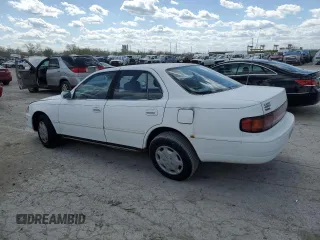 1994 Toyota Camry LE z VIN JT2SK12E0R0256694, wystawiony jako Copart lot #52819245 z przebiegiem 182 566 mil mil oraz Szkoda całkowita • Salvage title. Historia ofert i sprzedaży dostępna na DreamBid. Obrazek 2.