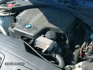 2013 BMW 3 Series 328i с VIN WBA3A5C54DF358121, выставлен на аукционе IAAI как лот 43116077 с пробегом 139 385 миль миль и . История ставок и продаж доступна на DreamBid. Изображение 20.